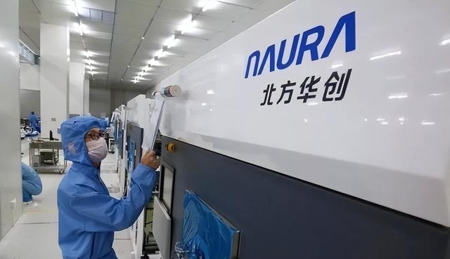 美国经济专家：中国囤积了大量进口设备，把美国政客耍的团团转