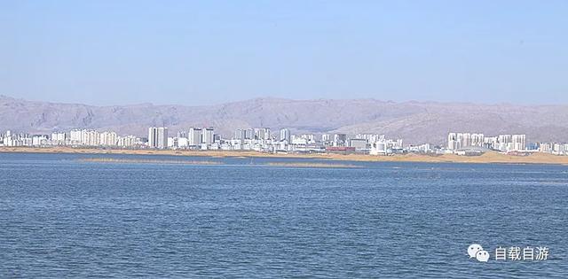 乌海 内蒙新城 周总理定名 成吉思汗铜像是城市地标 蒙餐汉餐各具特色