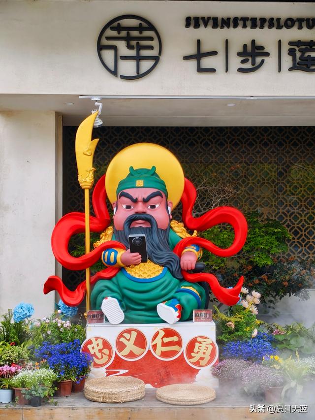 泉州不适合走马观花看景点，随心遛达更见风情！