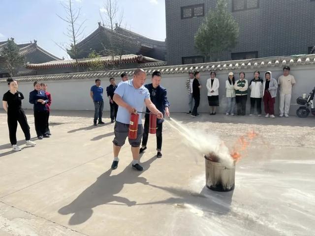 遇见“四心”服务!石峁遗址文化旅游区,让探秘之旅温暖如初