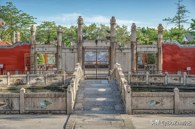 红墙藏古韵，鳌鱼萌出圈，揭阳学宫免费逛出惊喜感