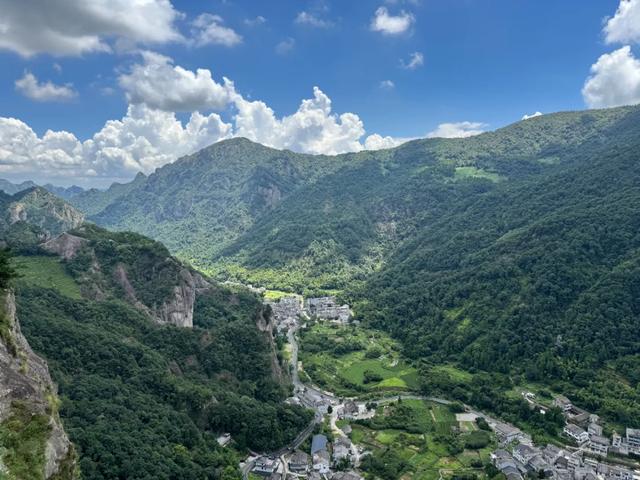 徒步三山五岳：浙江雁荡山！