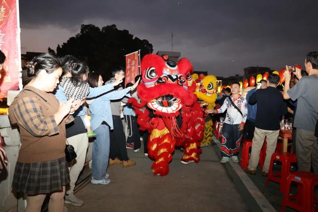 湾区周末IN东莞 | 赴一场“古今对话”！崇焕故里新春巡游漫品岭南年味