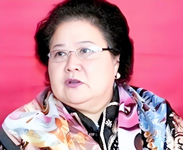 吃里扒外、永不回国？带30名演员留美不归，如今年过花甲归来