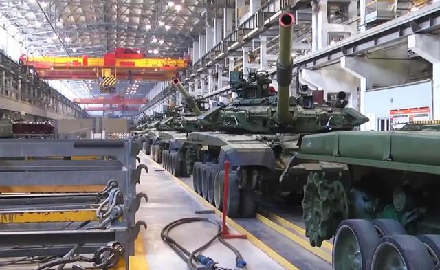 普京可能不得不停战了！最大财源被切断，再想打也没钱了！