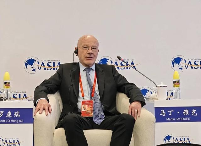 英国教授：中国崛起不可怕，可怕的是，他是一个伪装成国家的文明