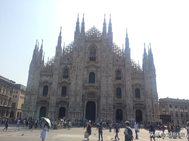 在时间的流逝里，在淡去的记忆中，总有一些模糊的东西清晰起来