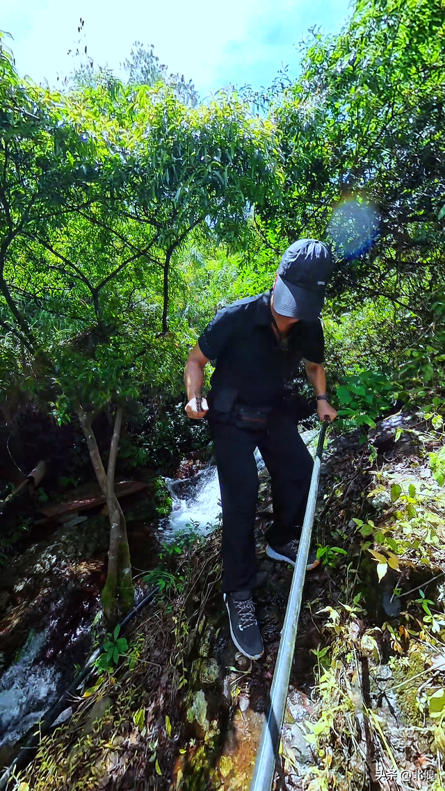 实测桂林花江小溪与泉水，取水的人络绎不绝
