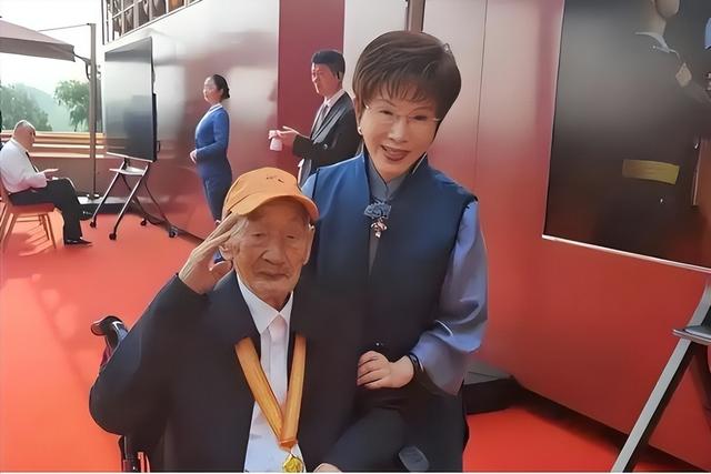 被大陆警告后，赖清德改口称洪秀柱无罪，对没去北京的马英九下手