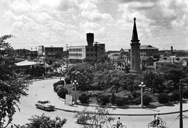 1952年毛主席视察河南，回京后立即拍板：把河南省会迁往郑州吧