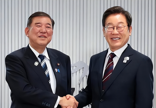 日本砸560亿破坏北京阅兵，中方军报下场，不会再忍，日本听好