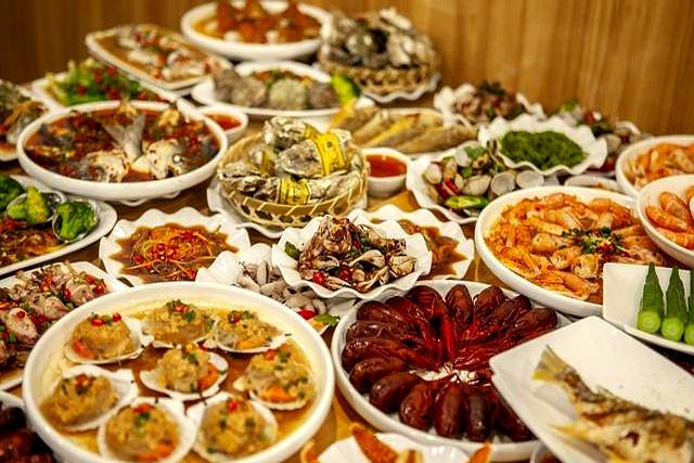 周五聚餐文案，挑一句分享快乐