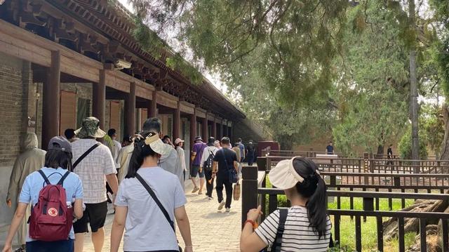 白水仓颉庙景区游客爆棚，旅游热度持续上升！