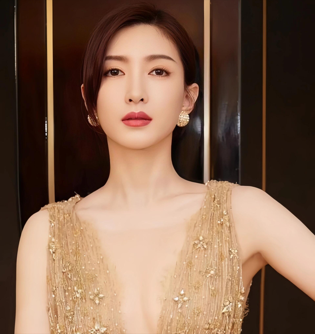 与富商海外产子真相大白6个月，江疏影近照太意外	，王传君没说错