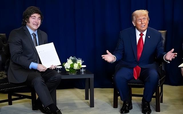 中方刚采购10艘船的大豆，阿根廷就反悔，米莱与特朗普密谋干坏事