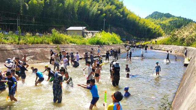 溪畔有乐、庭院有花、薯田有甜，周宁这个村把日子过成向往的模样