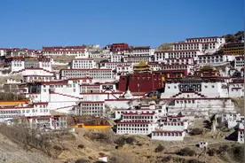 藏传佛教格鲁派主要寺院图片