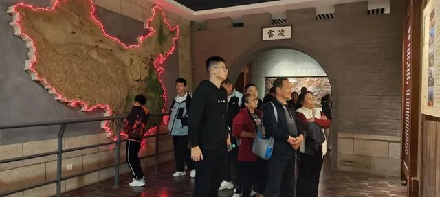 双节假期第三天！潼关景区游客不减！（图）