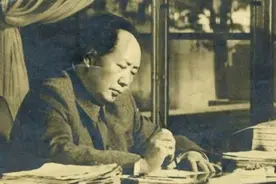一代伟人毛主席第三首婉约词《蝶恋花答李淑一》怀念杨开慧图片