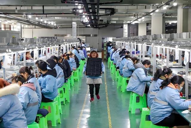 6000元月薪招工难：工厂和制造业，正逐渐被新一代中国年轻人抛弃