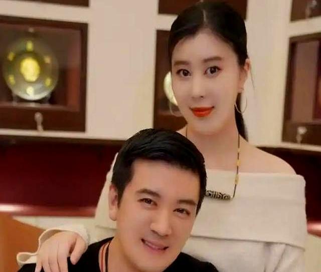 杨子陪黄圣依娘家过中秋，13岁安迪瘦身变化大