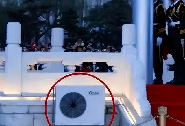 天安门旗台下为啥要装一台空调？明明哨兵都享受不到，看完才明白