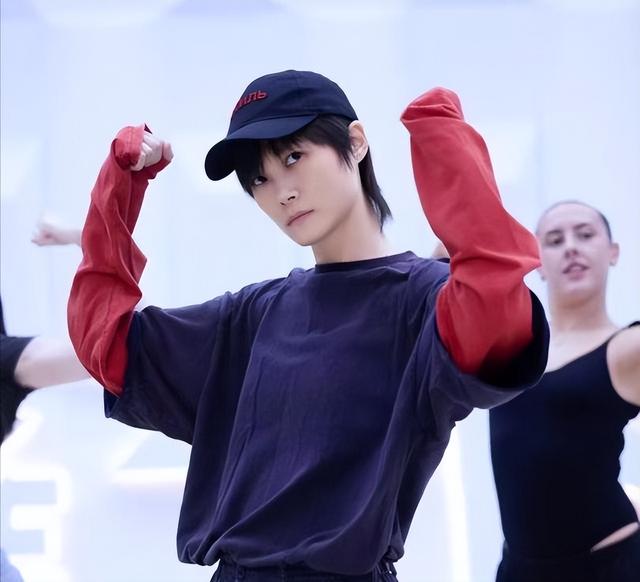 嫁法国老头真相大白5个月	，41岁李宇春近况曝出，丝毫不感到意外