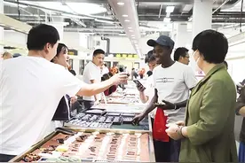 镇平：“文旅+”让玉雕小镇“出圈”图片