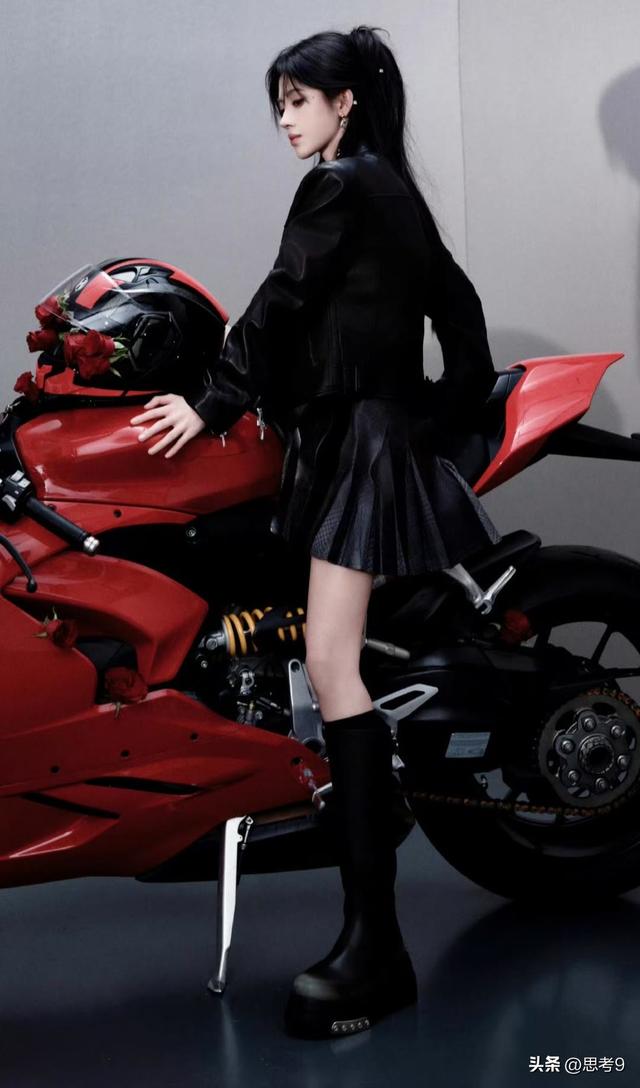 鞠婧祎，明星美女，性感写真