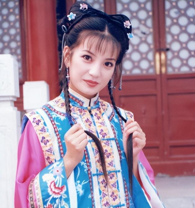 胃癌传闻真相大白半年	，49岁赵薇再迎坏消息，连累的何止闺蜜李湘