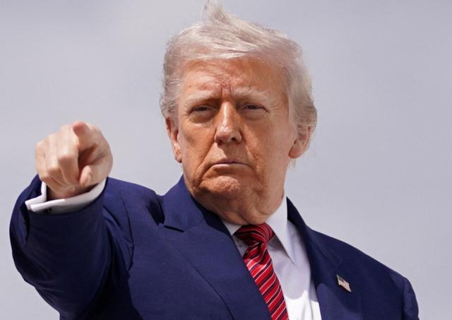 挂断中方电话后，特朗普紧急喊话高市早苗：不许推翻二战胜利成果