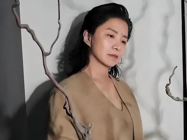 博主点评《生万物》角色“大脚娘”