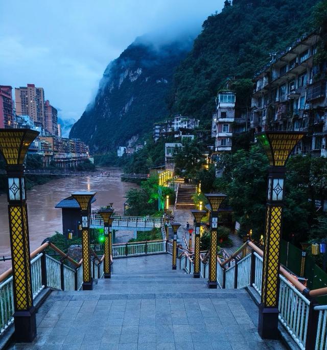我的家乡云南昭通盐津一线城