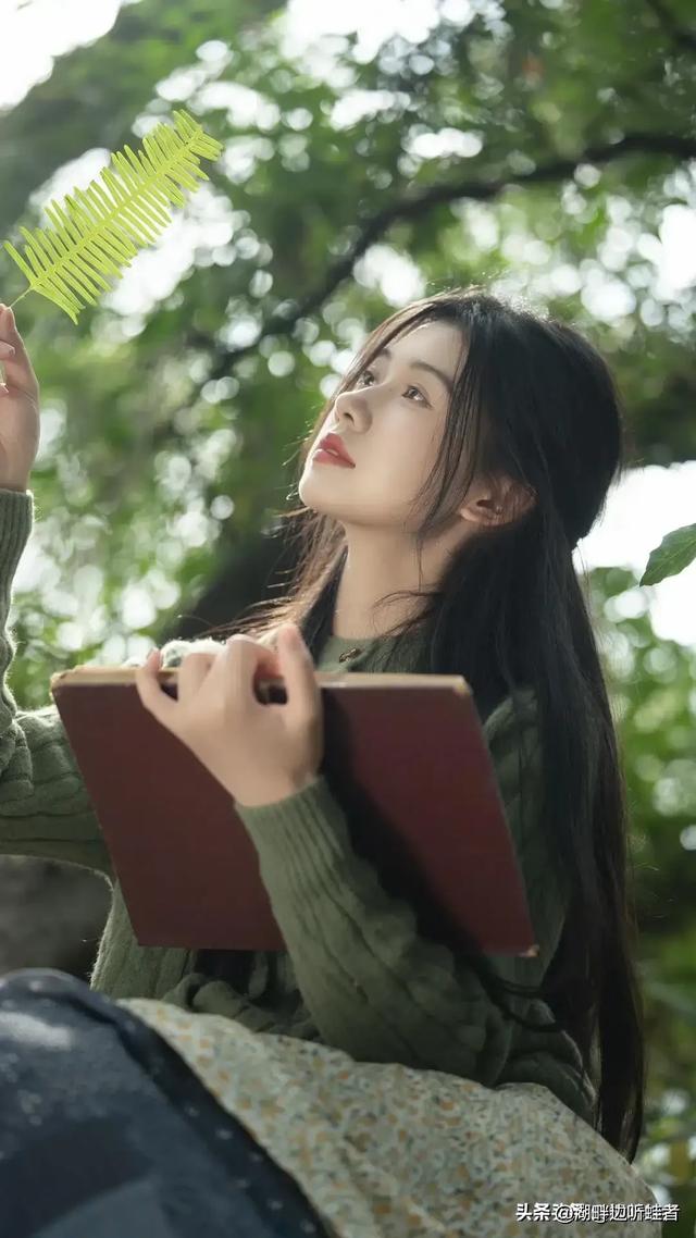 山东临沂一校花，五官精致，魅力无限，太迷人了