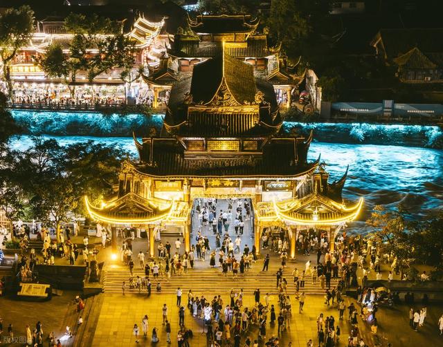 成都必去十大景点排行榜，这才是成都最值得去的10个景点，收好！