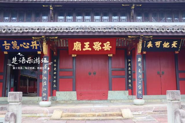 宁波东钱湖畔的清秀小山，丛林秘境中藏着徒步胜地，周边风景更美