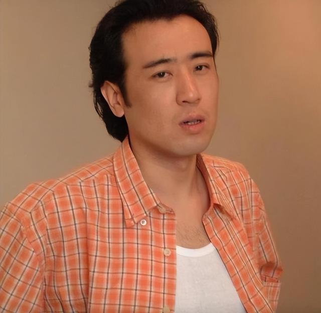 不到24小时，央视2次点名于和伟，释放什么信号？内娱的风向变了