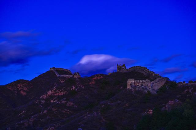 夜幕下的金山岭长城！