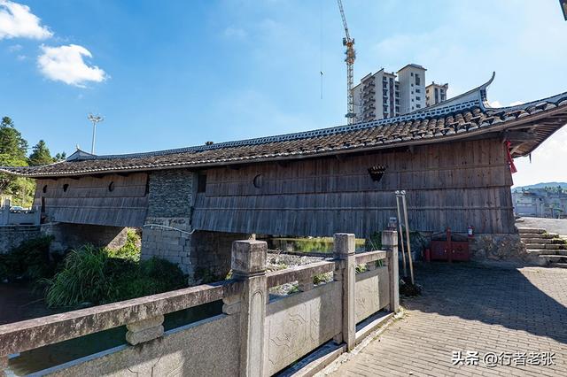 走遍福建古村落，一座千年太后坊一条百年奈何桥，白云山下晓阳村