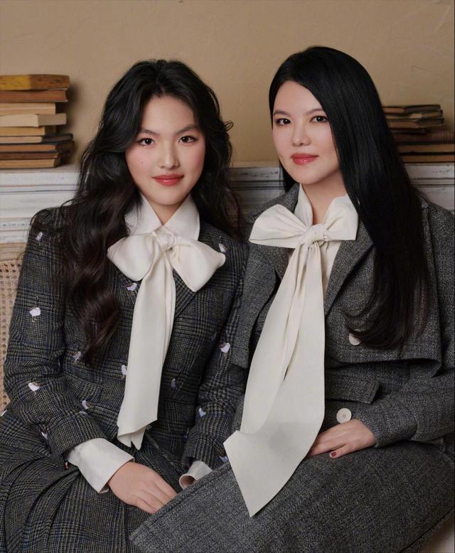 李湘担心的事情还是发生了	，16岁王诗龄成了母亲的“牺牲品”！