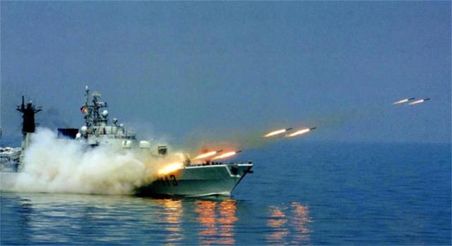 解放军连续三天开炮演习	，日本民众爆发，包围首相府，逼高市下台