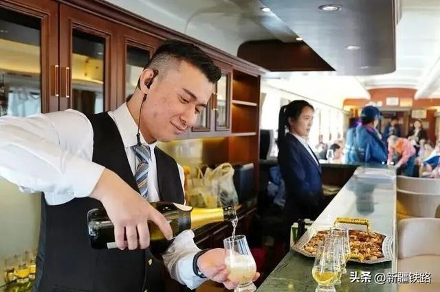 多趟特色专列，带你尽览新疆之美！