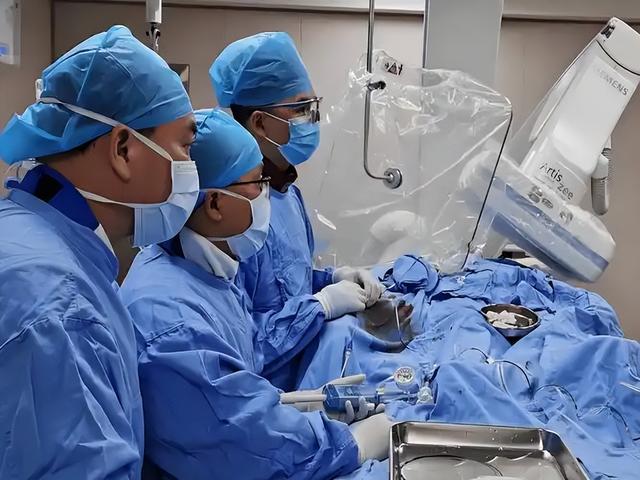 医生提醒：做过心脏支架手术，身体若出现这几种异常，要当心。