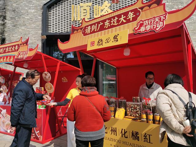 外地游客感受顺德浓浓年味