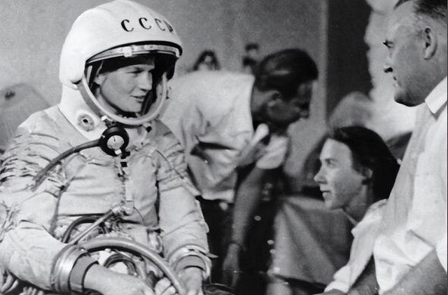 女航天员牺牲大	，升空前必须要吃避孕药？其中缘由令人意外