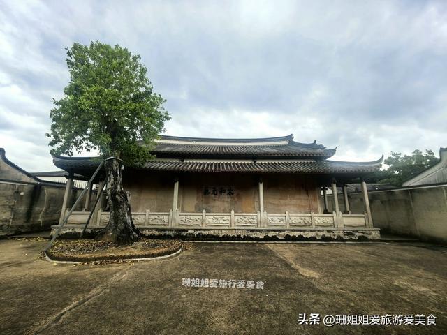小城普宁洪阳：保存明代太监“魏忠贤生祠”及石像？游客：真的？