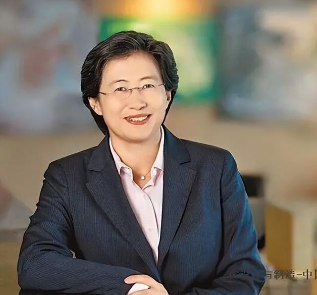顶着骂名给中国送技术，年薪超四亿的她，为何敢和美国对着干？