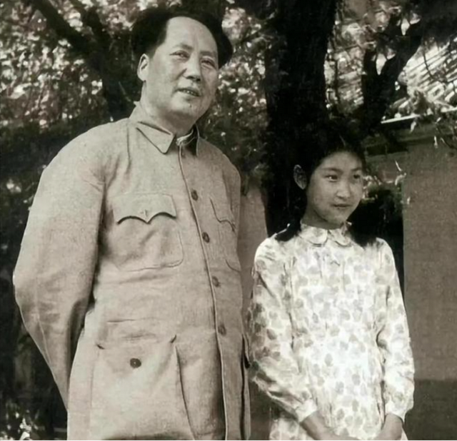 72年李敏怀孕，独自来中南海探亲，毛主席怒道：孔令华太不像话了