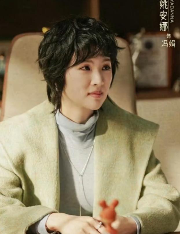 收手吧！资本家的“丑孩子”，笑的比哭还难看，别霍霍观众眼睛了