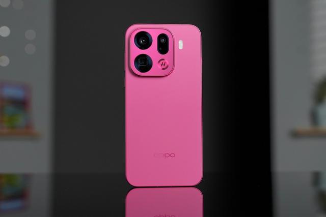 小米、OPPO、vivo三家5000元机型对比：Pro级旗舰谁更强？